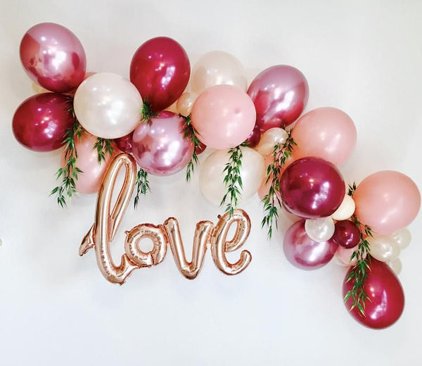 Foil Balloons : "LOVE" Valentine Metallic Balloon